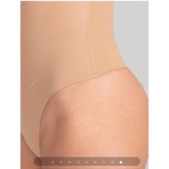 Honeylove Strong Support Mid-Waist Superpower Thong Sand Size Medium - Picture 4 of 10